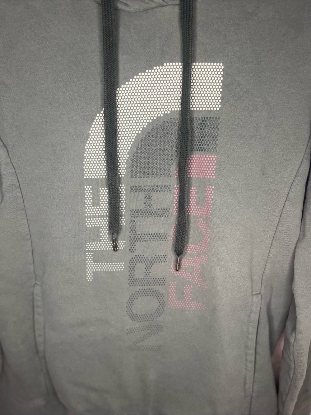 The North Face Women's Size M Olive Green Graphic Pullover Hoodie - Picture 3 of 4